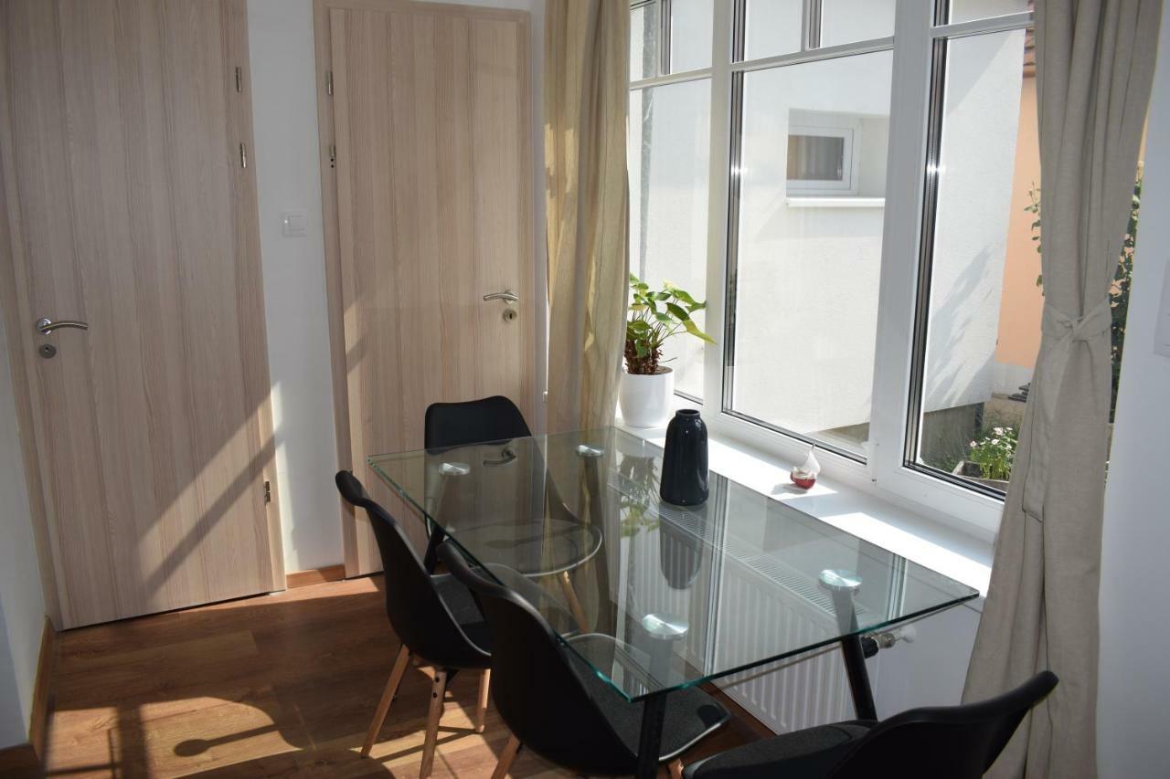 Buborek Apartman تاتا المظهر الخارجي الصورة